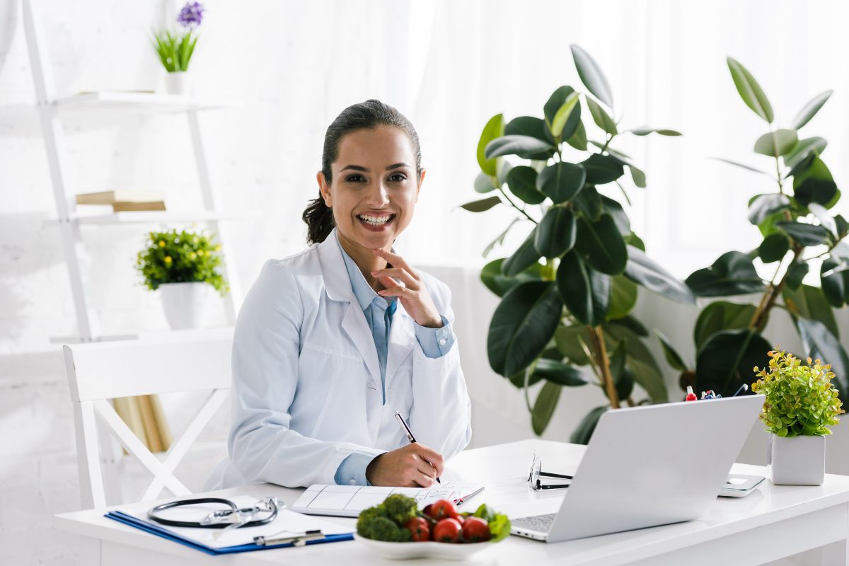 How Naturopathic Medicine Offers Individualized Treatment Plans for Chronic IllnessesHow Naturopathic Medicine Offers Individualized Treatment Plans for Chronic Illnesses
